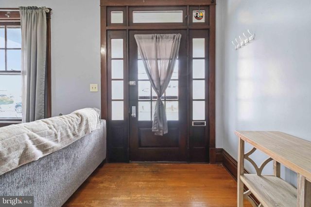 250 E EMAUS ST, Middletown, PA 17057