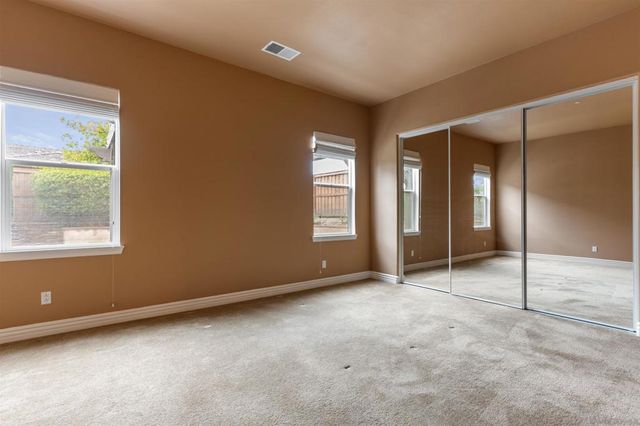 2067 James Gaynor, Fallbrook, CA 92028