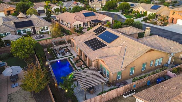 2067 James Gaynor, Fallbrook, CA 92028