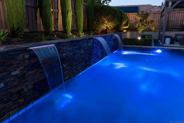 2067 James Gaynor, Fallbrook, CA 92028