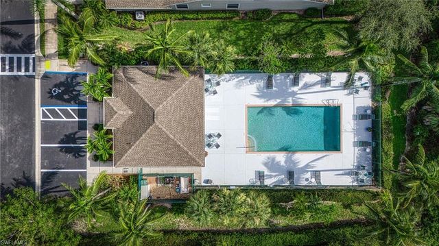 6120 Mandalay CIR # 69, Naples, FL 34112