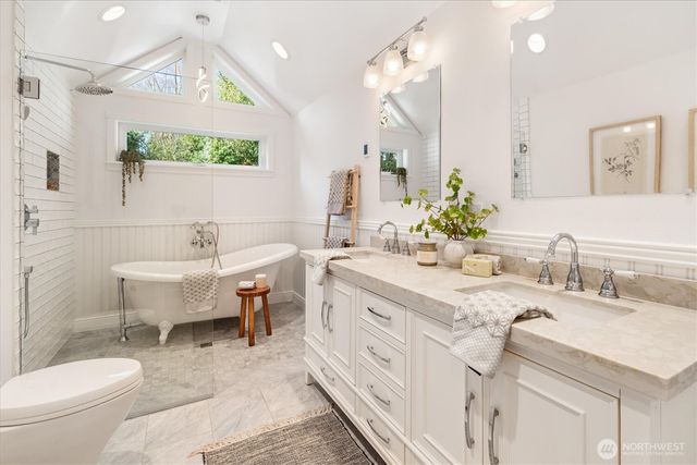 18029 Wallingford Avenue N, Shoreline, WA 98133