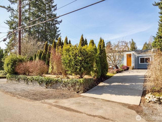 18029 Wallingford Avenue N, Shoreline, WA 98133