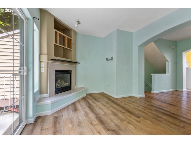 12085 Sw SAGEHEN St 103, Beaverton, OR 97007
