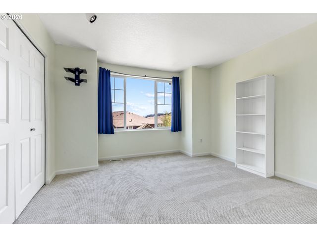 12085 Sw SAGEHEN St 103, Beaverton, OR 97007