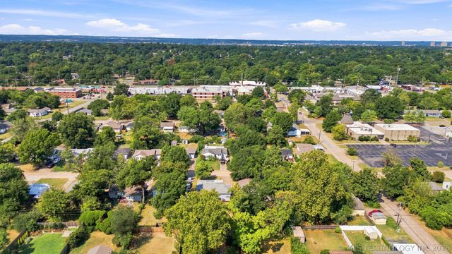 3514 S Knoxville Avenue, Tulsa, OK 74135