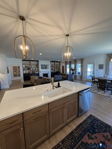 10444 Myers Park Dr, Ashland, VA 23005