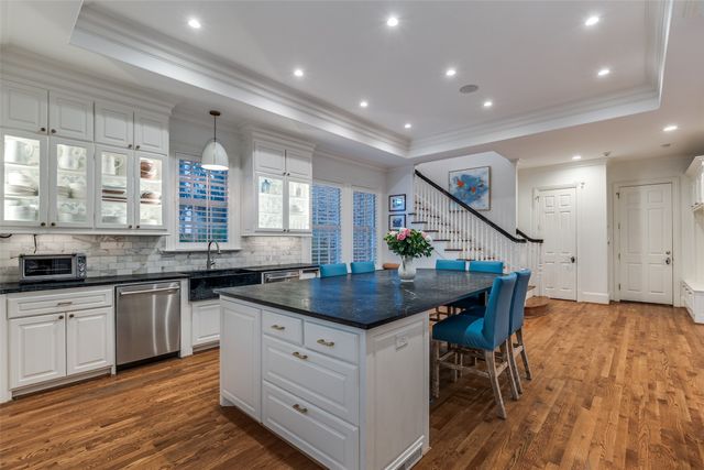 3025 Amherst Avenue, University Park, TX 75225