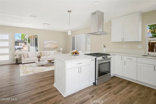 3716 W Avenue K10, Lancaster, CA 93536