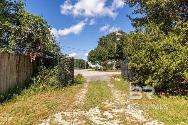 16270 Wanda Chandler Road, Bay Minette, AL 36507