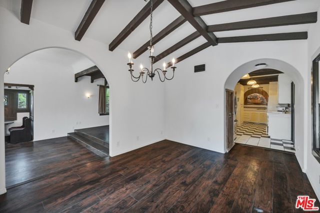 1570 Sanborn Avenue, Los Angeles, CA 90027