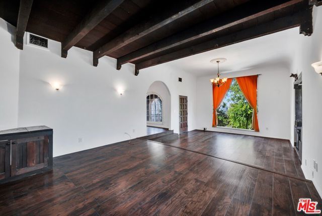 1570 Sanborn Avenue, Los Angeles, CA 90027