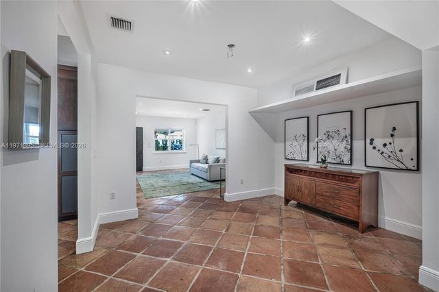 4150 Ventura Ave, Miami, FL 33133