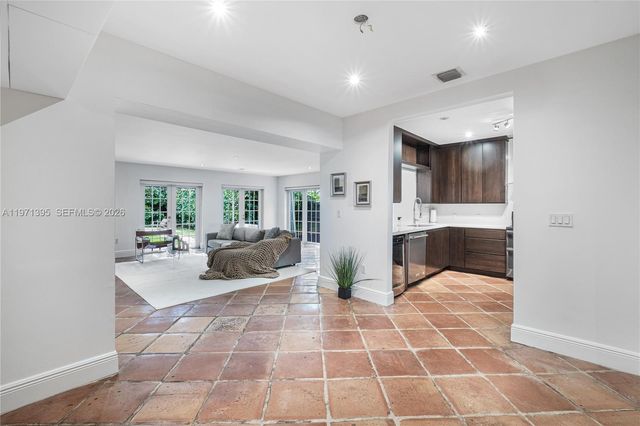 4150 Ventura Ave, Miami, FL 33133