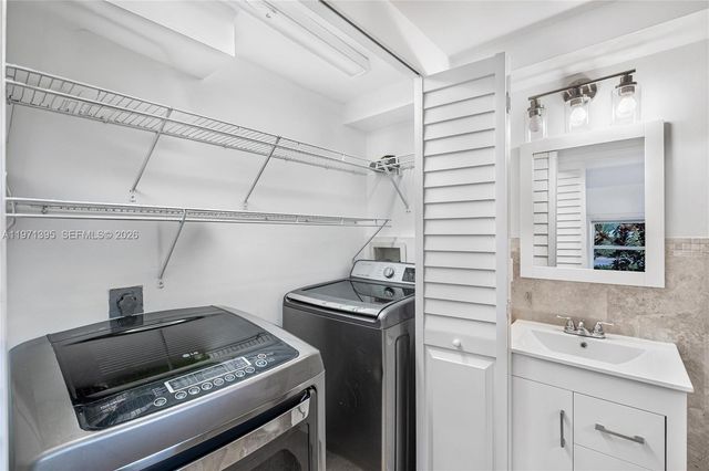 4150 Ventura Ave, Miami, FL 33133