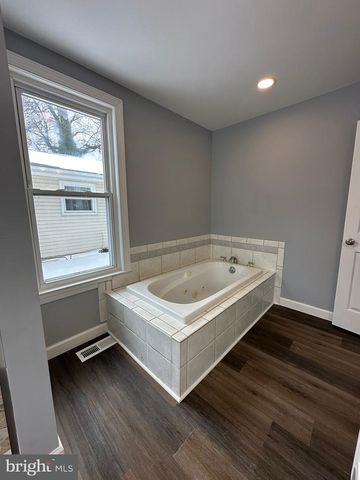 127 S EUCLID AVE, Winchester, VA 22601