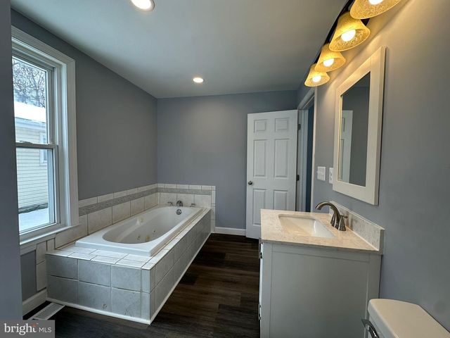 127 S EUCLID AVE, Winchester, VA 22601