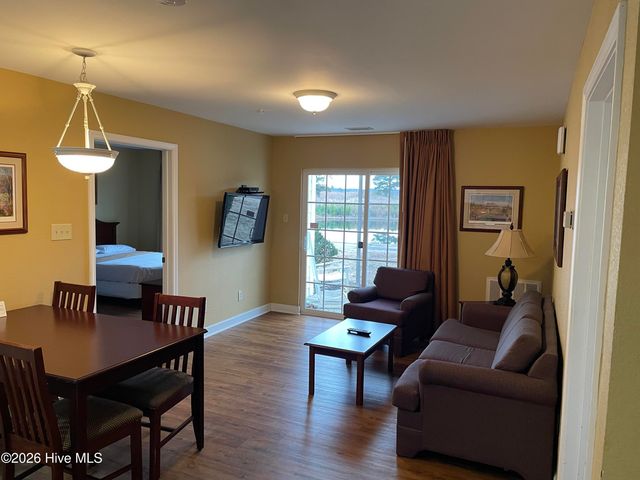 510 Little River Farm Boulevard B102, Carthage, NC 28327