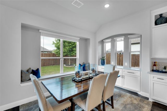 440 Brushwood Lane, Waxahachie, TX 75165