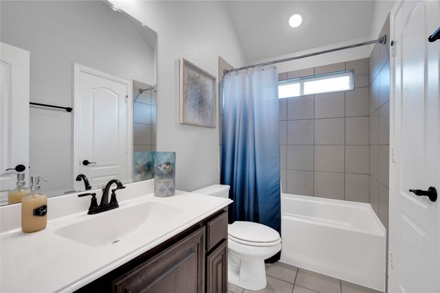 440 Brushwood Lane, Waxahachie, TX 75165