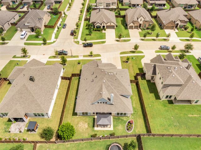 440 Brushwood Lane, Waxahachie, TX 75165