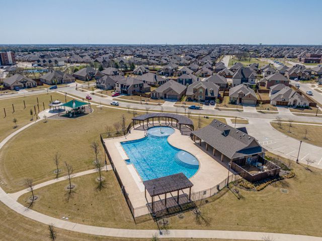440 Brushwood Lane, Waxahachie, TX 75165