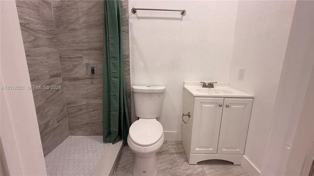 17614 SW 134th Pl B, Miami, FL 33177