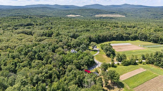 592 Abbot Hill Road, Wilton, NH 03086