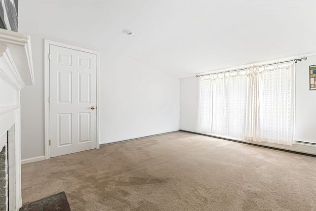 592 Abbot Hill Road, Wilton, NH 03086