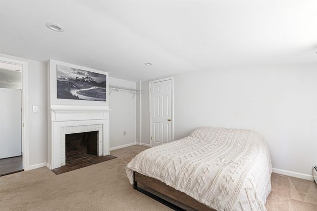 592 Abbot Hill Road, Wilton, NH 03086