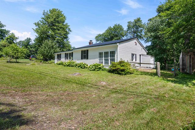 592 Abbot Hill Road, Wilton, NH 03086