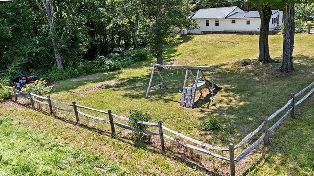 592 Abbot Hill Road, Wilton, NH 03086