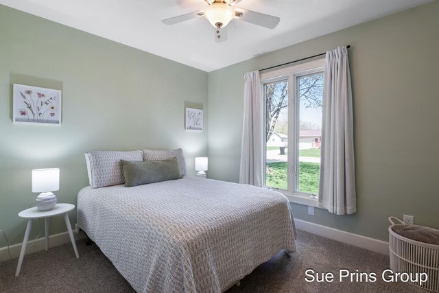 2556 Windcrest Street, Jenison, MI 49428