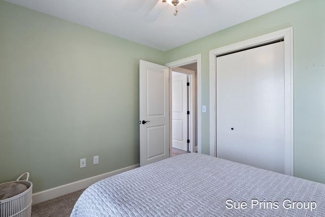 2556 Windcrest Street, Jenison, MI 49428