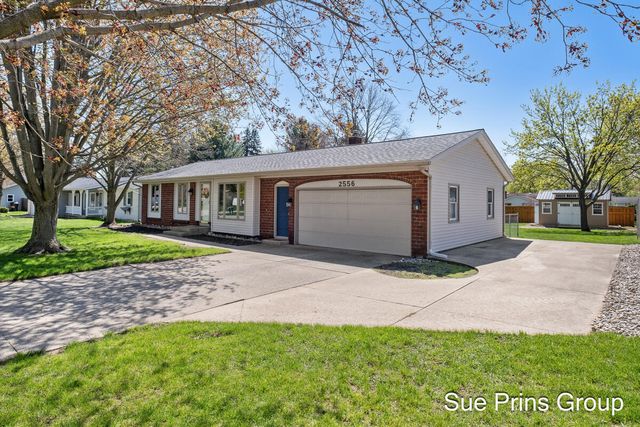 2556 Windcrest Street, Jenison, MI 49428