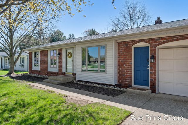 2556 Windcrest Street, Jenison, MI 49428