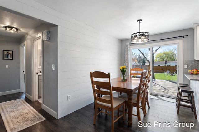 2556 Windcrest Street, Jenison, MI 49428