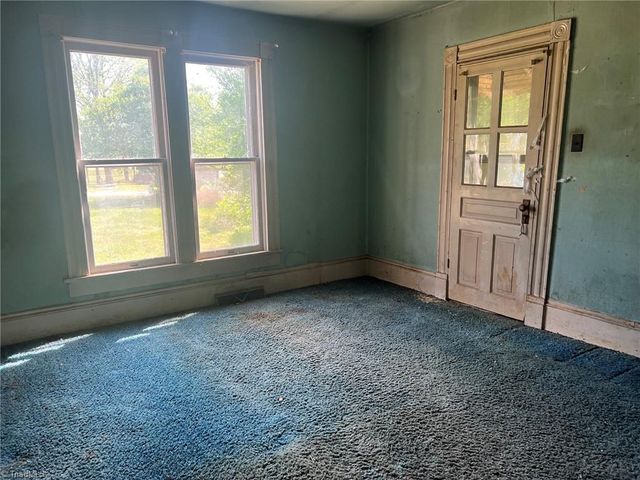 3037 Old Sides Mill Road, Winston-salem, NC 27103