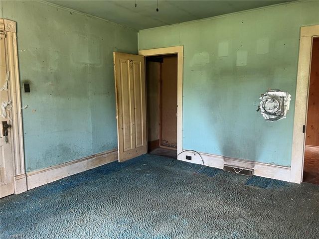 3037 Old Sides Mill Road, Winston-salem, NC 27103
