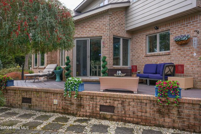 413 Sawgrass Cove, Sneads Ferry, NC 28460