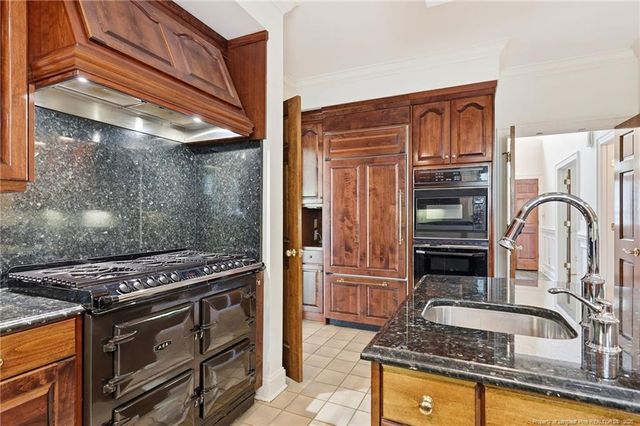 416 Graylyn Place, Fayetteville, NC 28314