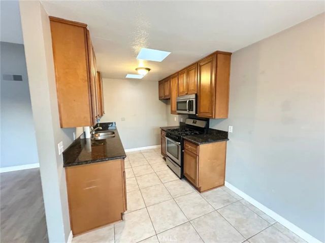 2405 Whitesands Drive, Huntington Beach, CA 92648