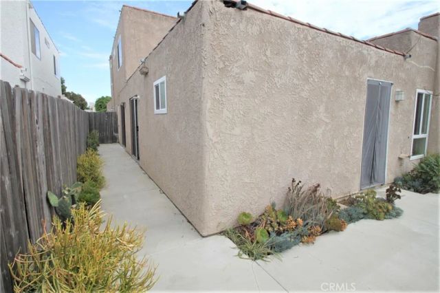 2405 Whitesands Drive, Huntington Beach, CA 92648