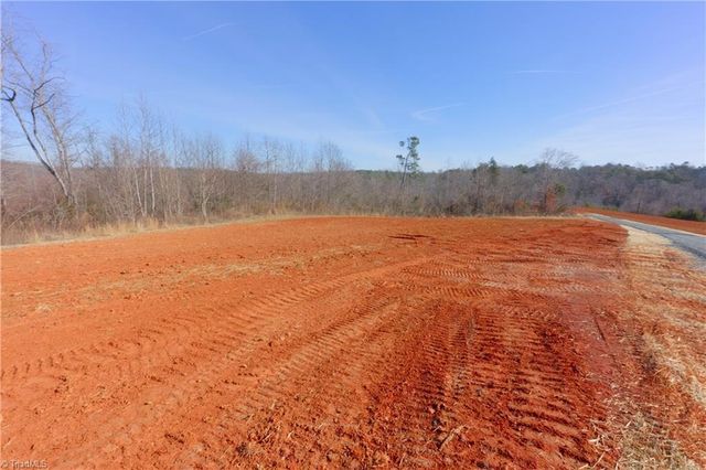 5 Roby Fulk Road, Pinnacle, NC 27043