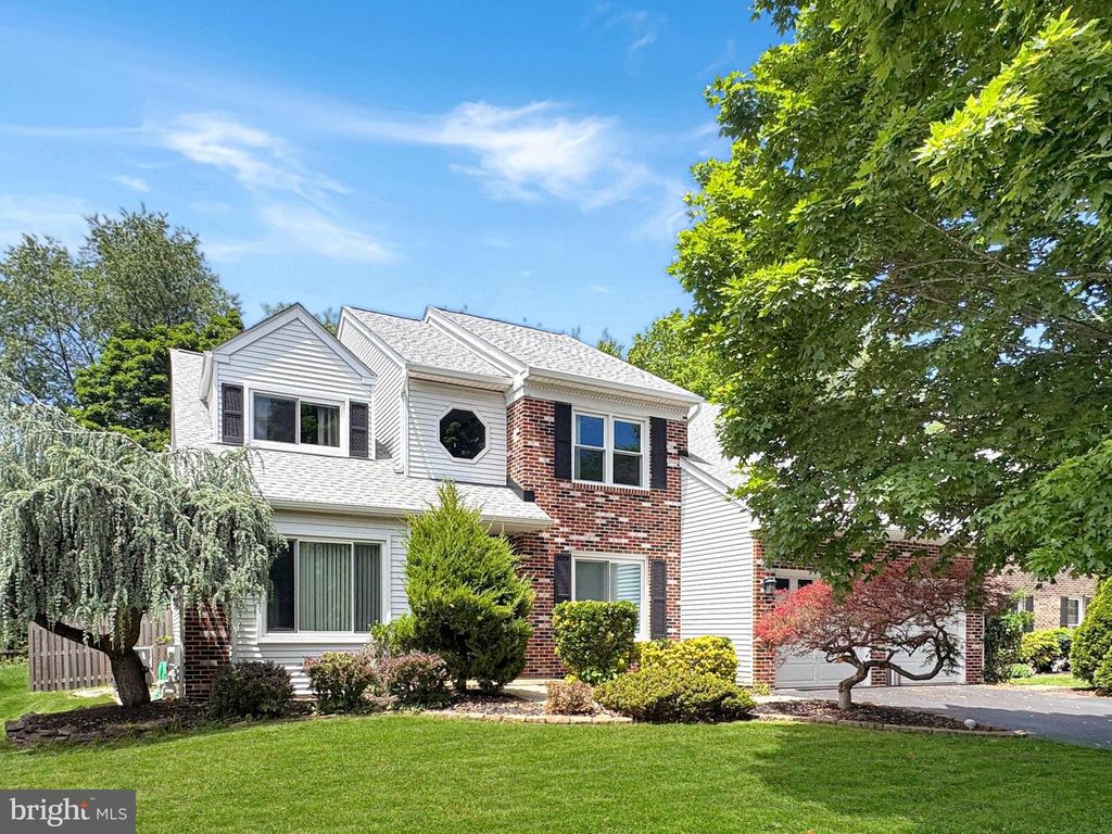 186 FREELAND DR, Collegeville, PA 19426