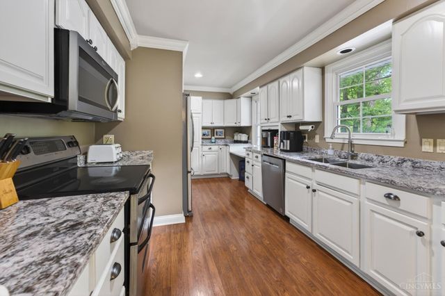 6227 Mccoppin Mill, Hillsboro, OH 45133