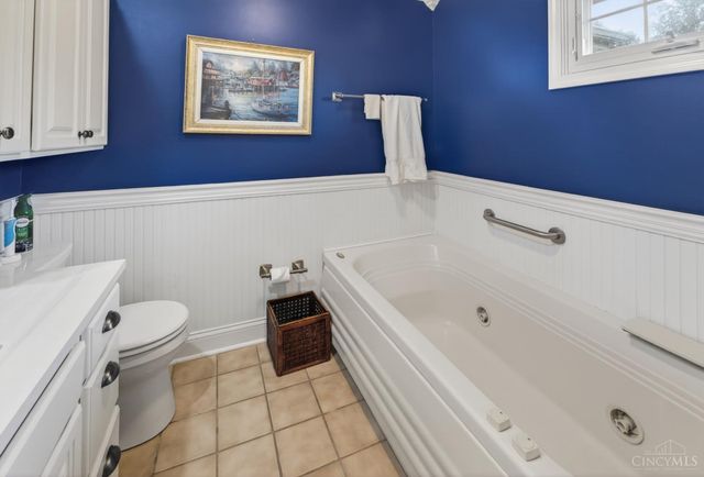 6227 Mccoppin Mill, Hillsboro, OH 45133