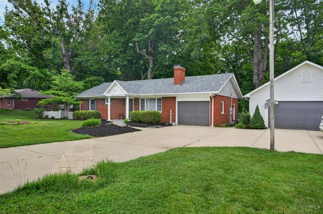 6227 Mccoppin Mill, Hillsboro, OH 45133