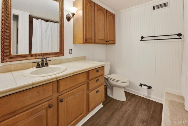 6227 Mccoppin Mill, Hillsboro, OH 45133