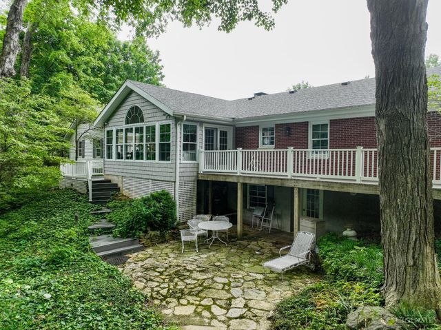 6227 Mccoppin Mill, Hillsboro, OH 45133